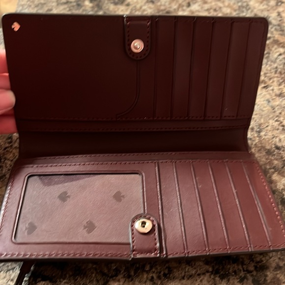 Kate Spade wallet - Picture 3 of 4